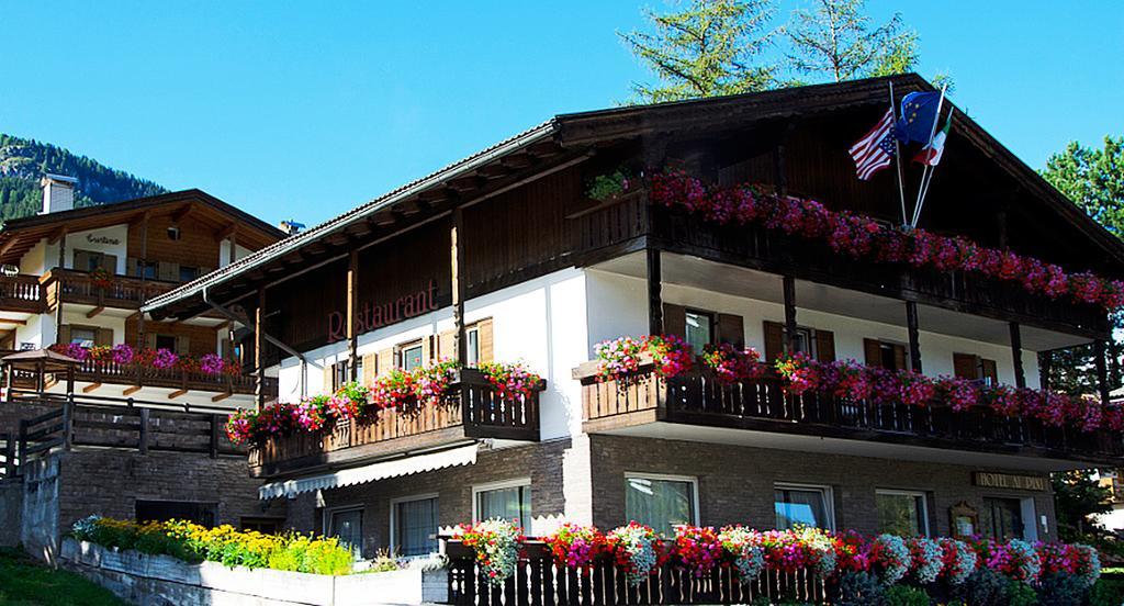 Hotel Ai Pini วีโก ดี ฟาสซา ภายนอก รูปภาพ